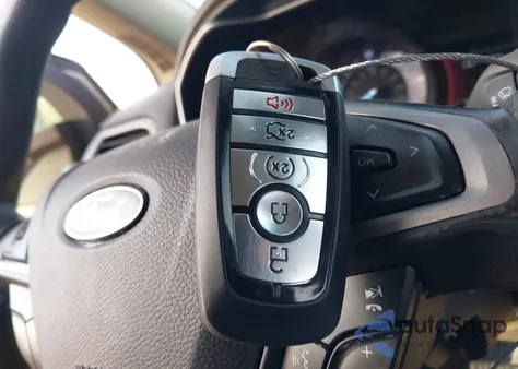 2019 Ford Fusion Hybrid Se z USA, uszkodzony, nr VIN 3FA6P0LU6KR188567